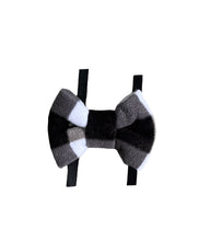 Load image into Gallery viewer, Black/ grey checked fleece bows, dog bows
